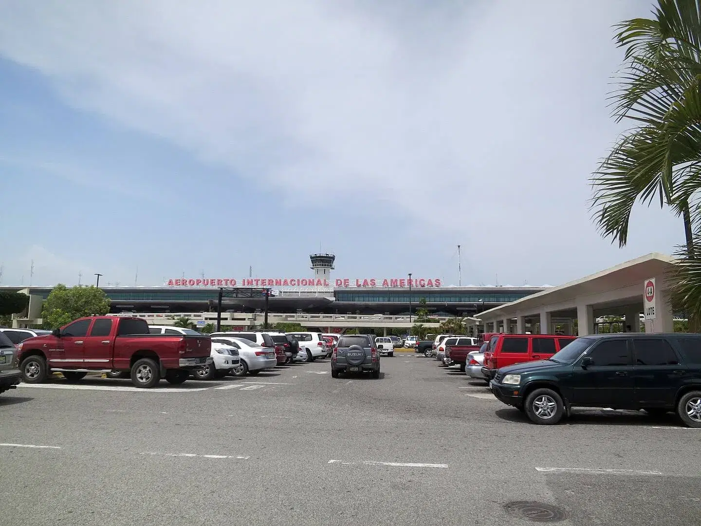 SDQ Airport